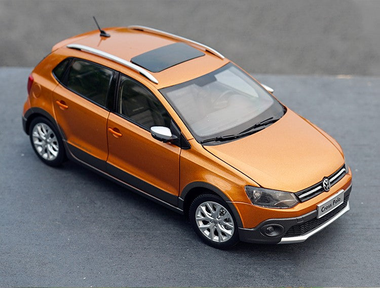 Original factory authentic 1/18 VW NEW CROSS POLO 2012 2016 version orange diecast metal car model with small gift