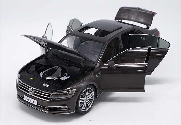 Original factory authentic 1:18 VW PHIDEON alloy toy scale model, diecast car model with small gift