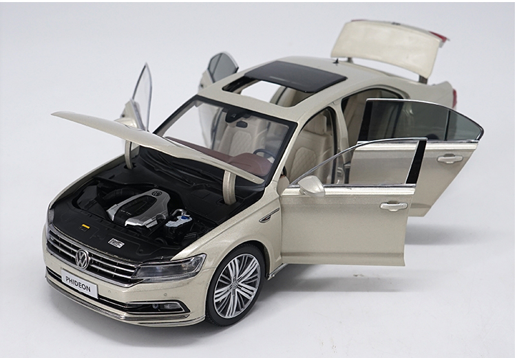 Original factory authentic 1:18 VW PHIDEON alloy toy scale model, diecast car model with small gift