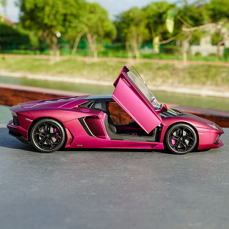 1:18 Welly FX Lamborghini Aventador LP700-4 Diecast Car Model with small gift