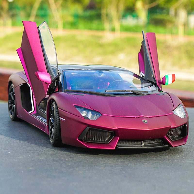 1:18 Welly FX Lamborghini Aventador LP700-4 Diecast Car Model with small gift