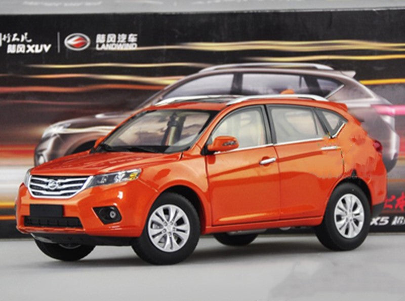 Original factory authentic 1:18 land wind New X5 SUV diecast car models with small gift