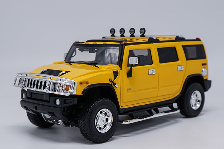 Original factory authentic 1:18 metal H2 SUV Hummer Highway 61 diecast car model with small gift