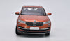 Original factory authentic 1:18 skoda KAROQ diecast metal scale car models collectible alloy car model with small gift