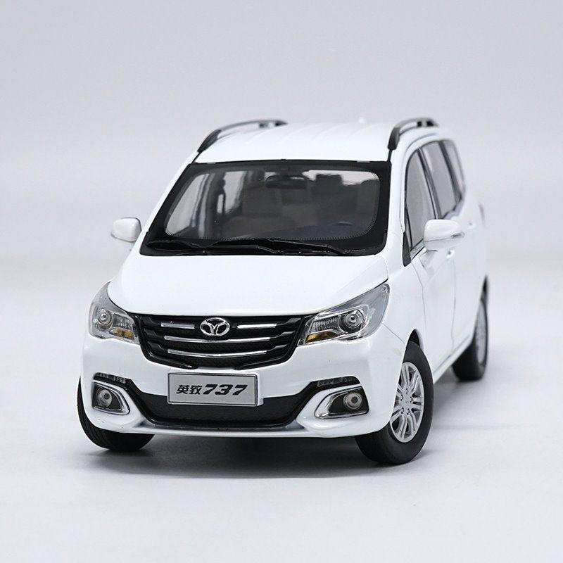Original factory authentic 1:18 weichai 737 diecast car model with small gift