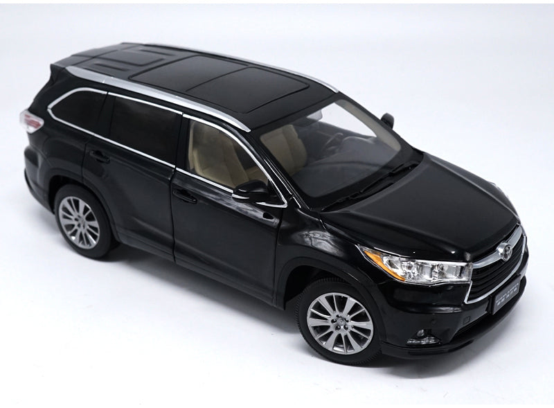 Original factory authentic 1:18 TOYOTA HIGHLAND 2016 diecast SUV car model for collection, gift, toys