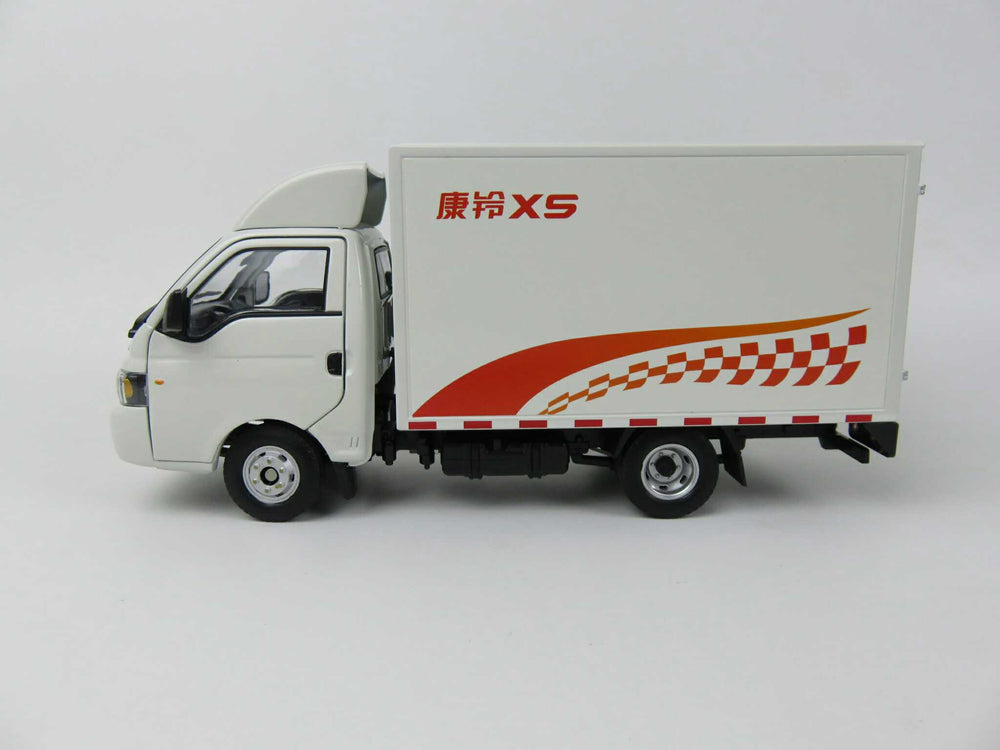 Original factory authentic 1/24 China JAC Kangling X5 Light truck MODEL, metal van truck model with small gift