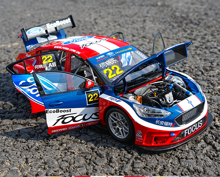 1:18 Original Ford Focus Racing car model 2019 CTCC field racing alloy simulation car model with small gift