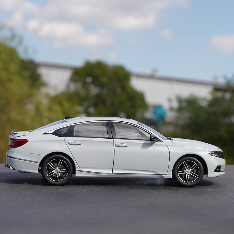Original factory 1:18 GAC Honda 2022 Accord hybrid diecast