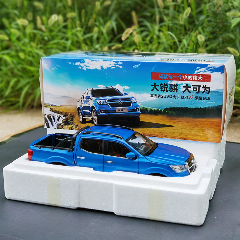 1:18 Dongfeng Zhengzhou Nissan Ruiqi Pickup Ruiqi 6 alloy truck car model car model for collection