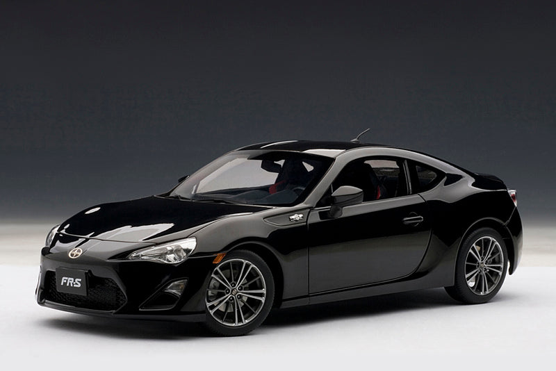 1:18 AUTOart Toyota Scion FR-S NORTH AMERICAN VERSION/LHD Metallic car model