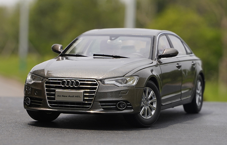 Collectable top quality 1:18 Audi A6L 2012 diecast scale car model for gift