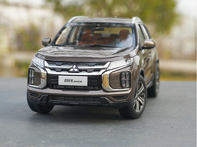 High simulation 1:18 Gac Mitsubishi Jin Dazzle ASX zinc alloy scale car model for collection