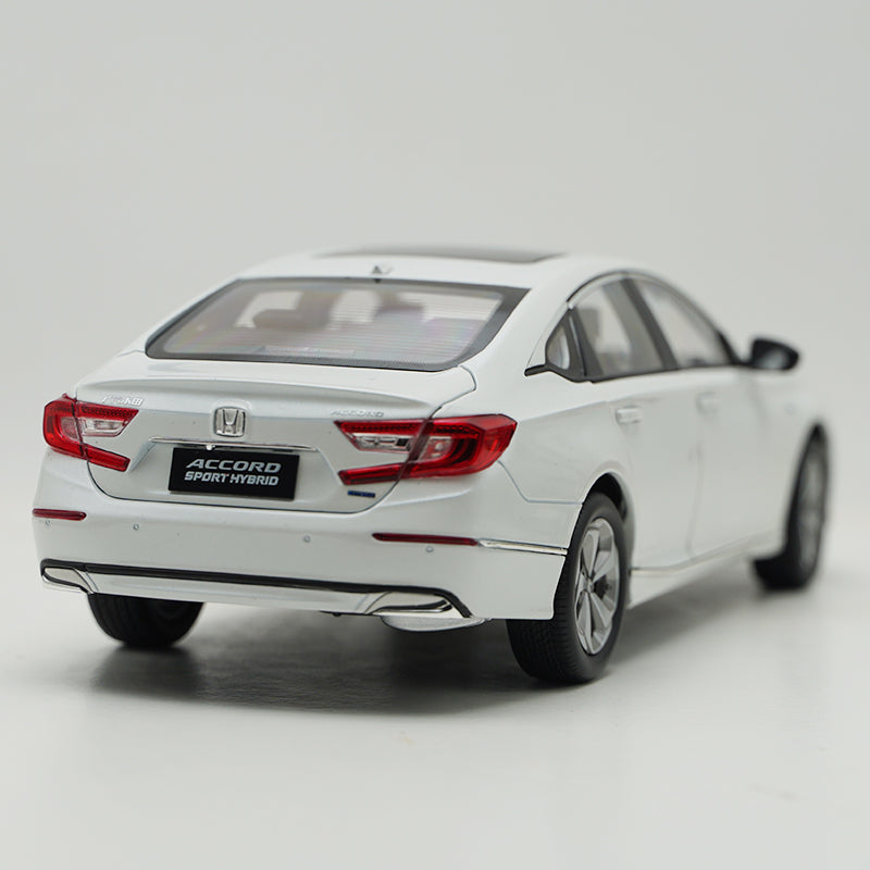 Original 1:18 GAC Honda Accord 2018 10th generation Sport hybrid diecast car model for gift, collection