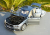 1:18 Kyosho BMW 5 Series (G30) Limousine Construction Year 2017 with small gift