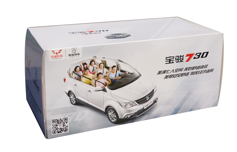 Original factory 1:18 SAIC-GM-Wuling Baojun 730 Diecast MPV car model for gift, collection