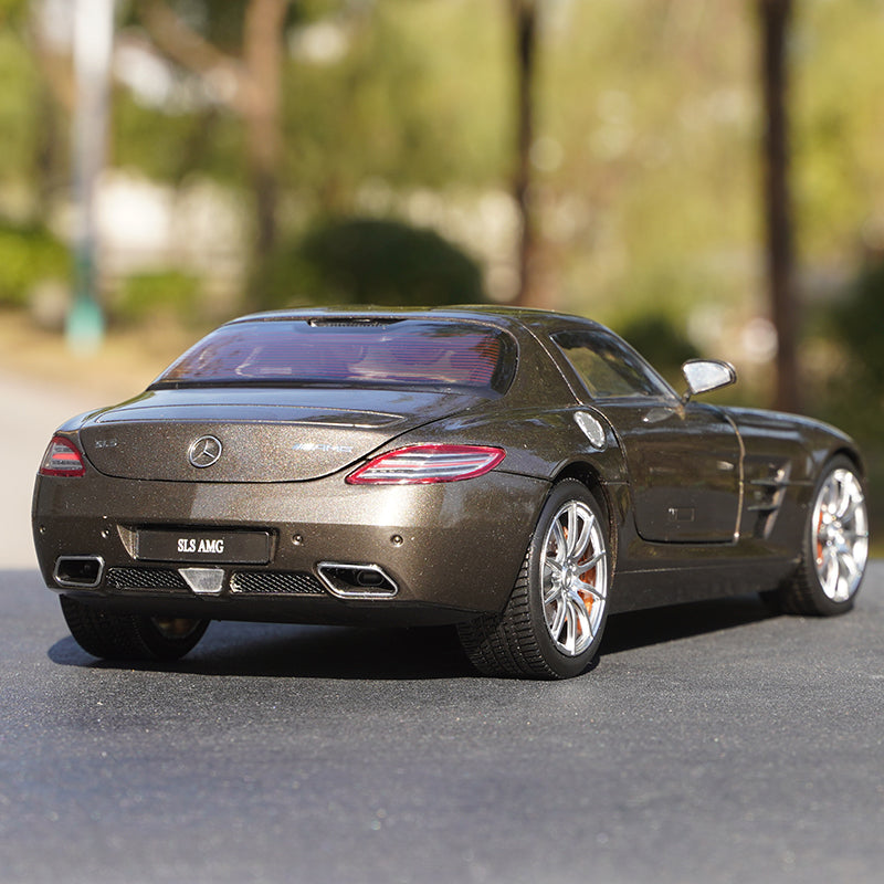 Original factory 1:18 GTA Benz SLS AMG diecast car model alloy sports car model for gift, toys, collection