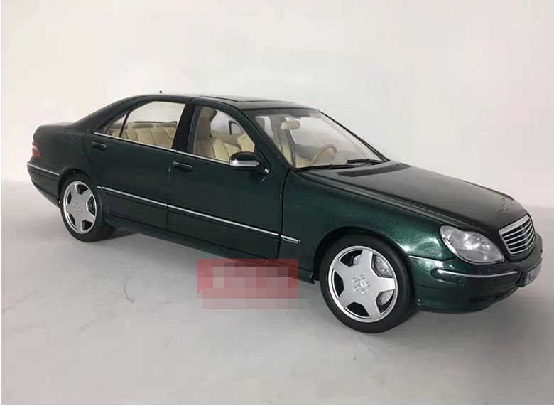 High quality Black/White/Green 1:18 Norev Benz W220 S600 Diecast alloy car model for gift, collection