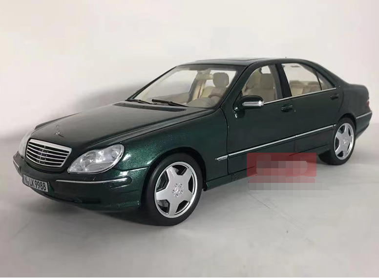 High quality Black/White/Green 1:18 Norev Benz W220 S600 Diecast alloy car model for gift, collection