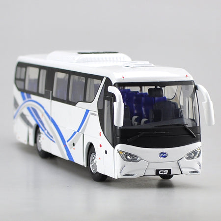 White 1:36 Scale Die-Cast BYD C9 Pure Electric Bus Model