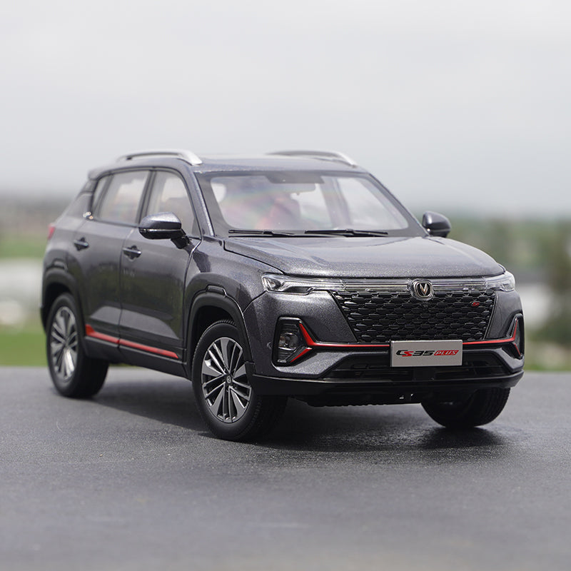 1 18 scale Changan CS35 PLUS 2021 Diecast SUV alloy simulation toy car Classic Models Wholesale Store