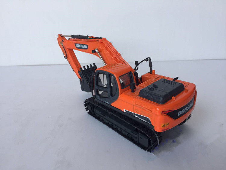 2018 new doosan model 1:40 Scale DOOSAN DX225LC 9C Hydraulic Excavator DieCast Toy Model
