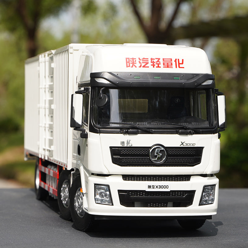 Original factory 1:24 Shaanxi Delong X6000 White diecast container truck model for gift, toys