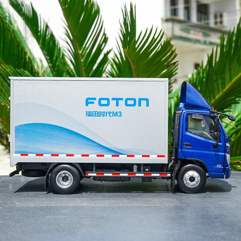 Diecast Foton Forland M3 Box Truck Model 1:24 Scale Blue van truck model with small gift