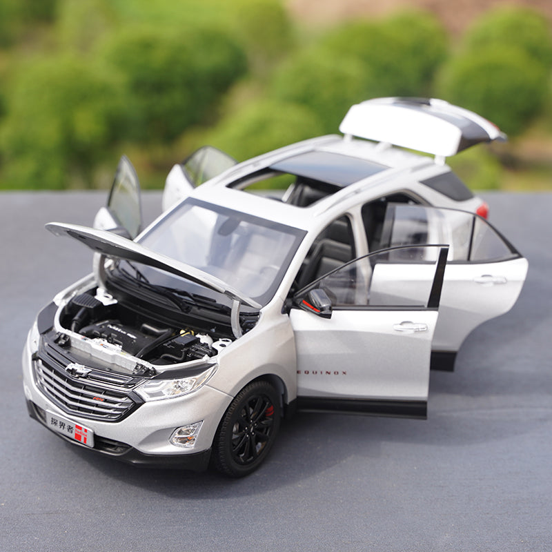 Original SAIC GM 1:18 Chevrolet Explorer Equinox Redline diecast alloy simulation car model for gift, collection