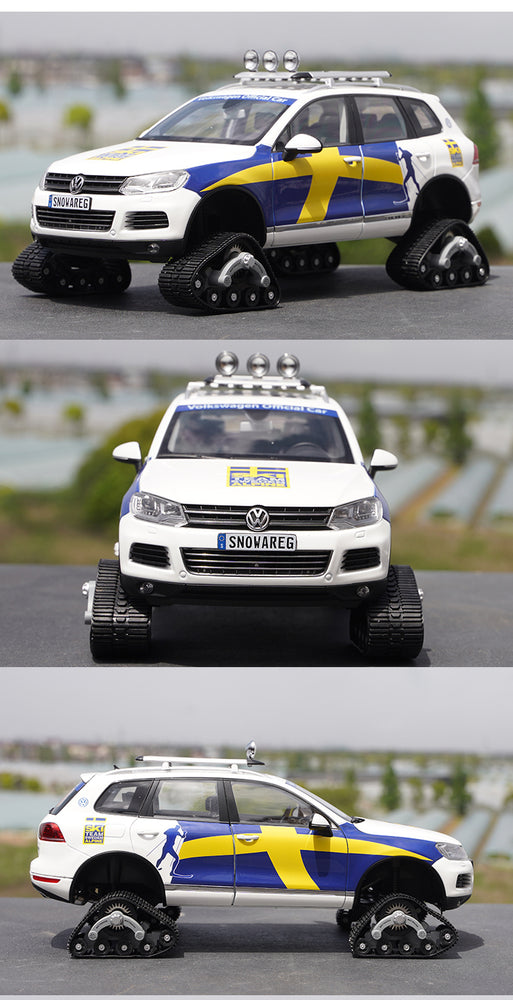 Classic KYOSHO GCD 1:18 vw Touareg modified snowmobile diecast alloy car model for collection, gift