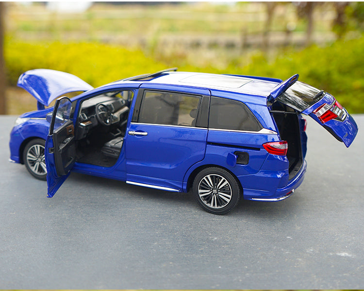 Original factory high quality 1:18 GAC Honda ODYSSEY Sport hybrid version 2019 diecast scale car model for gift, collection