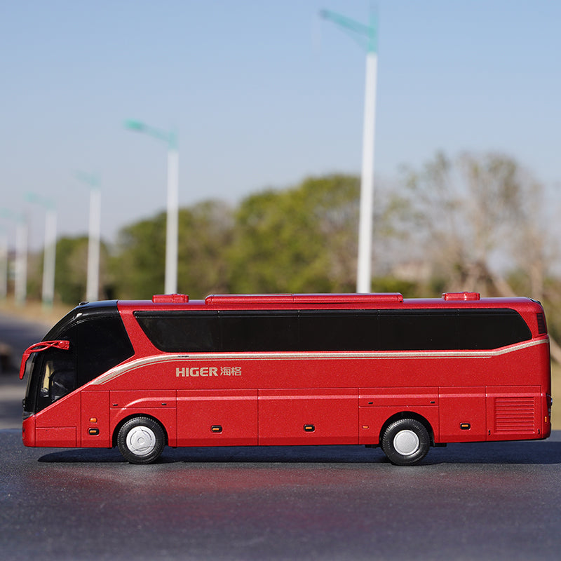KKDC180468 KK scale 1:18 Ford Transit Bus 1965-1970 THW