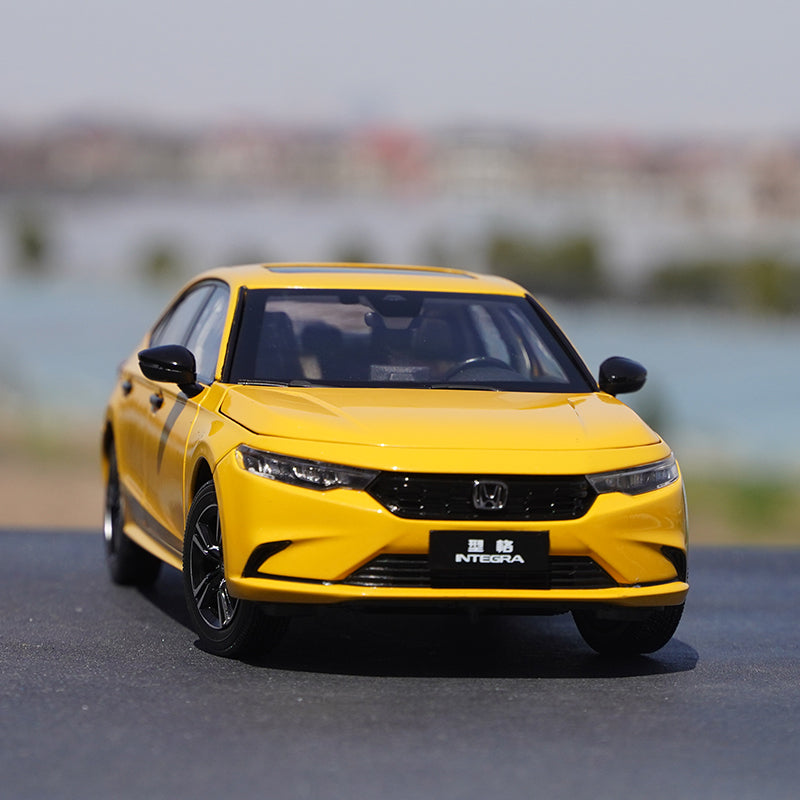 Original factory 1:18 Honda Grid INTEGRA 2022 yellow diecast car model for gift, toys