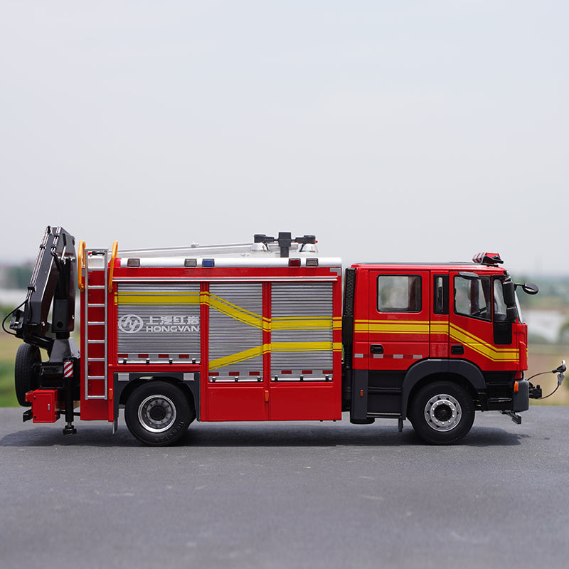 Original 1:24 SAIC Iveco Hongyan Jieshi 350 main battle Diecast fire truck alloy rescue truck model for collection