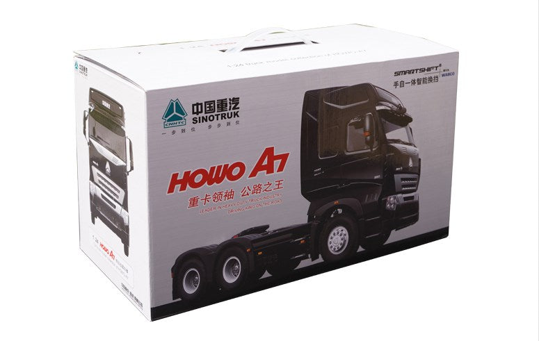 Original factory Black 1:24 Sinotruk HOWO A7 Diecast tractor model for gift, collection