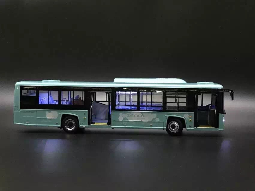 high quality 1:32 Diecast Changjiang E-zone bus model with lamp