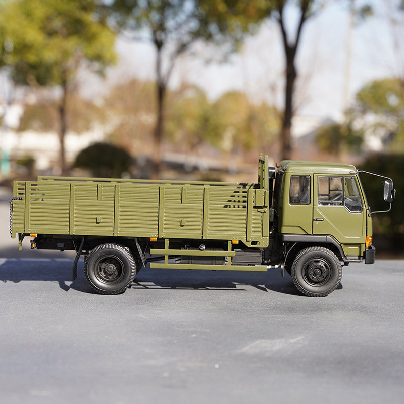 Original Authentic 1:24 Century dragon liberation Jiefang J3 diecast military truck alloy vehicle model for gift,ornaments