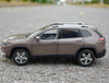 Original factory high quality Gac Fick Fiat Chrysler 1:18 Jeep Cherokee 2020 diecast SUV car model for gift, collection