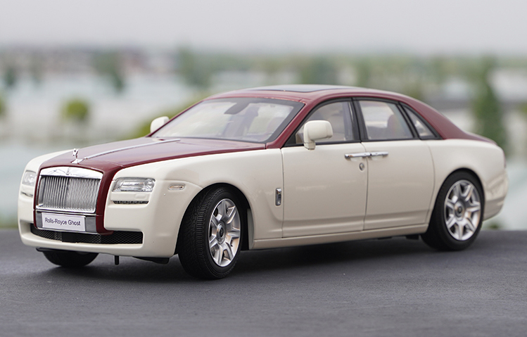 1:18 Kyosho Rolls-Royce Ghost diecast alloy simulation car model for gift, collection