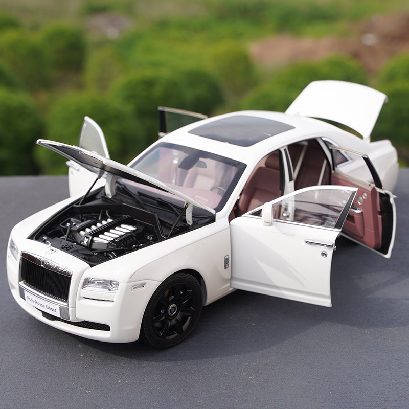 1:18 Kyosho Rolls-Royce Ghost diecast alloy simulation car model for gift, collection