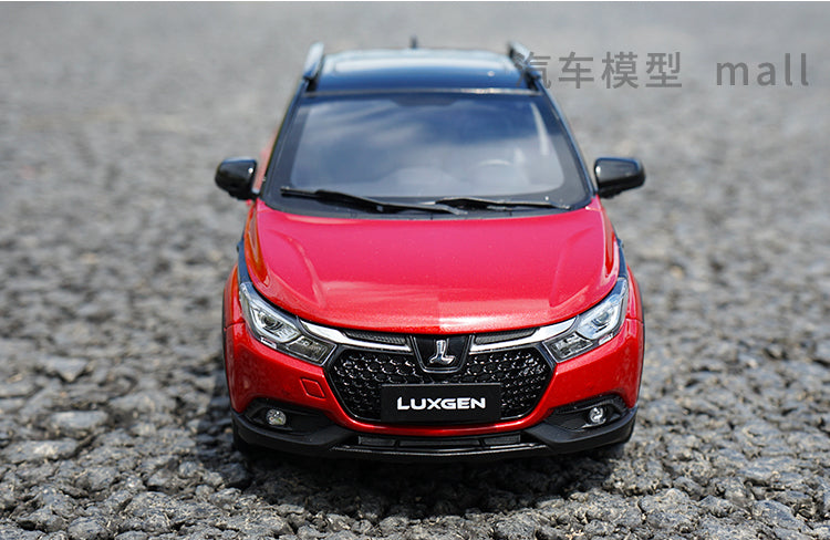 1:18 Dealer Edition 2019 Luxgen U5 SUV Diecast Model with small gift