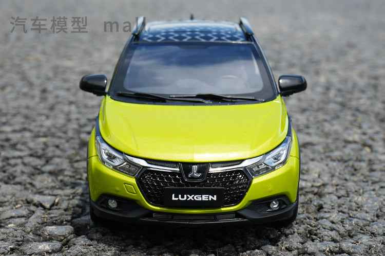1:18 Dealer Edition 2019 Luxgen U5 SUV Diecast Model with small gift