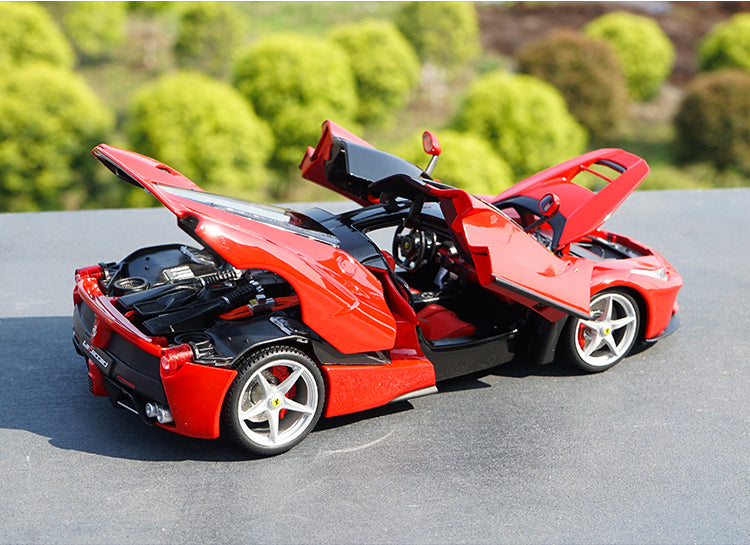 Original factory collectible 1:18 Bburago Ferrari Laferrari Sports diecast zinc Alloy sport car model for gift, collection