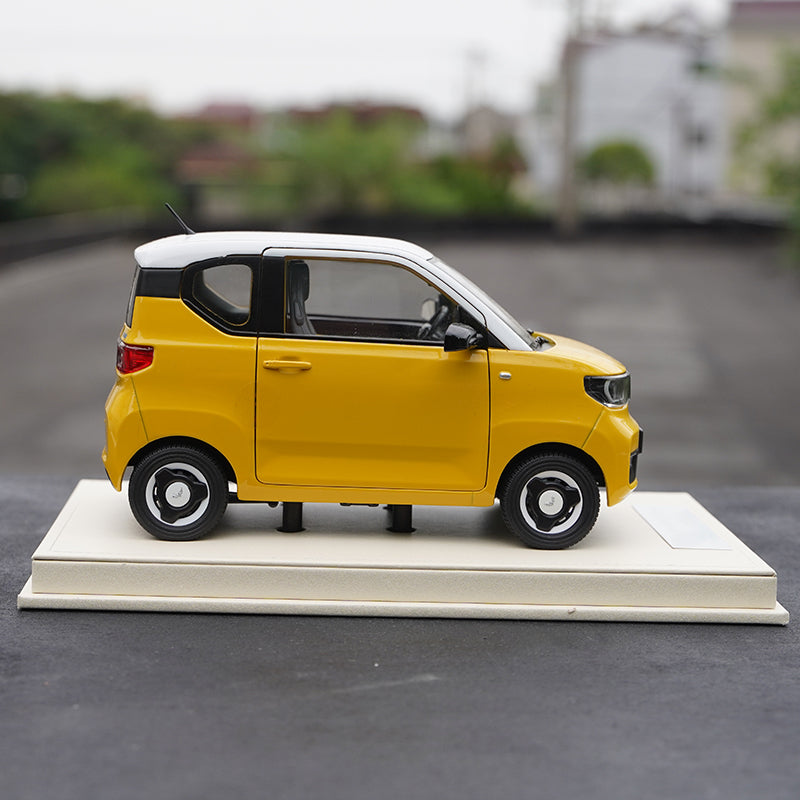 1:16 Original Wuling Hongguang MINI EV Macaron people mobility scooter alloy simulation car model