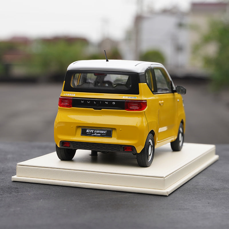 1:16 Original Wuling Hongguang MINI EV Macaron people mobility scooter alloy simulation car model