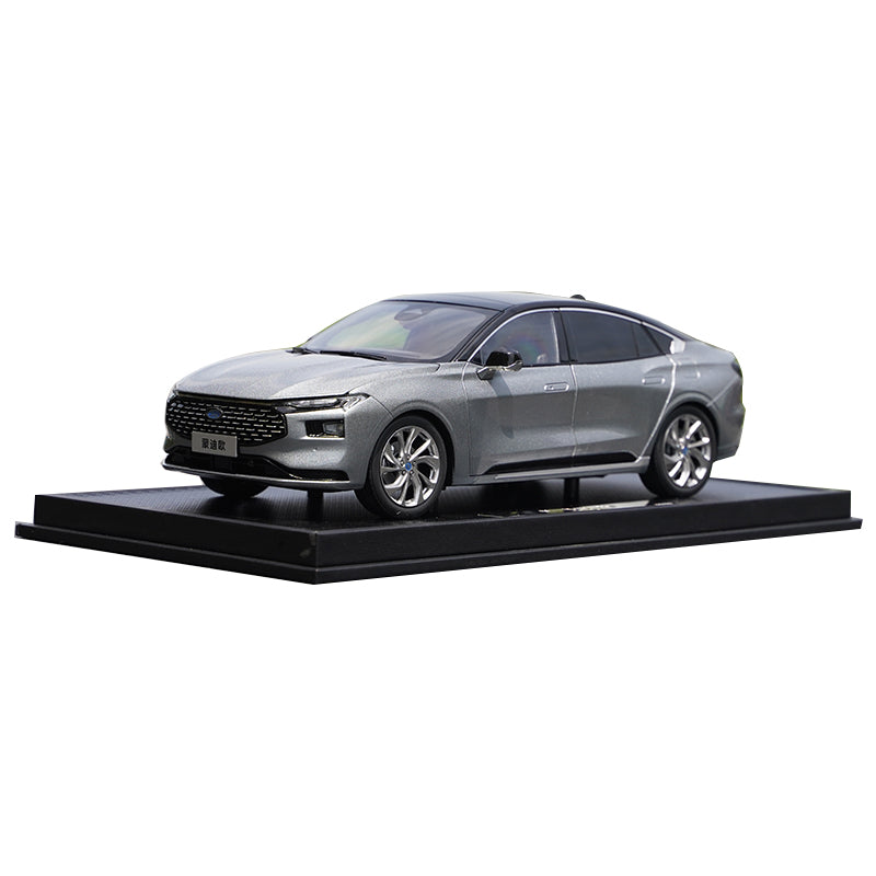 Original factory 1:18 FORD New generation MONDEO 2022 diecast scale car model for gift, toys