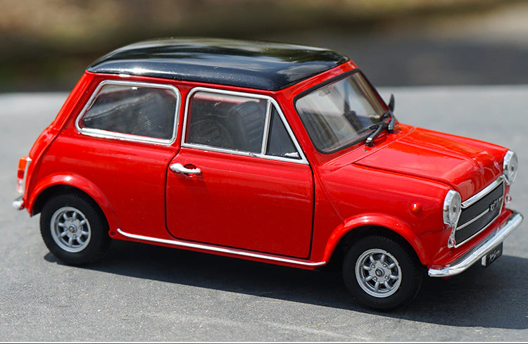 Mini Cooper Toy Collection BMW Mini Cooper Toy Car – Collectible Miniature with Iconic Style