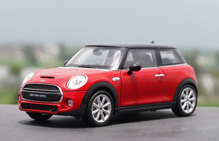 Original factory 1:18 Welly Mini cooper S new mini Hatch diecast alloysimulation toy car model for gift