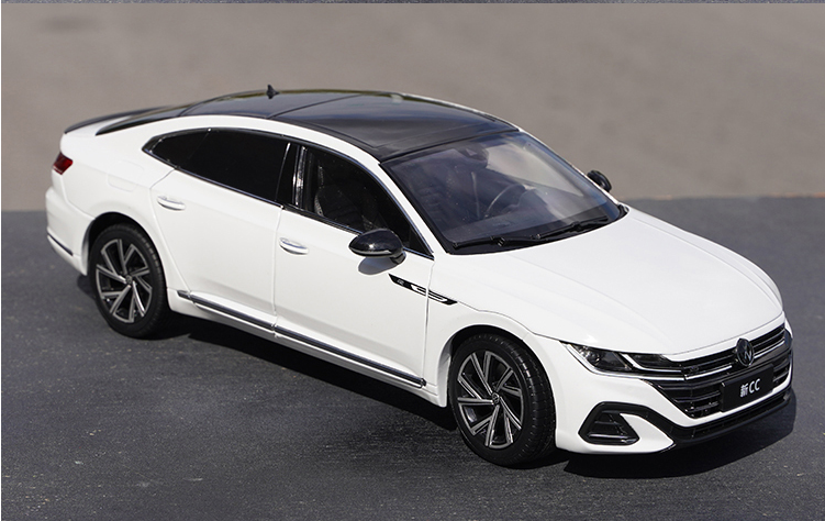 Original factory 1:18 VW new CC 2021 edition diecast alloy car model for gift, toys