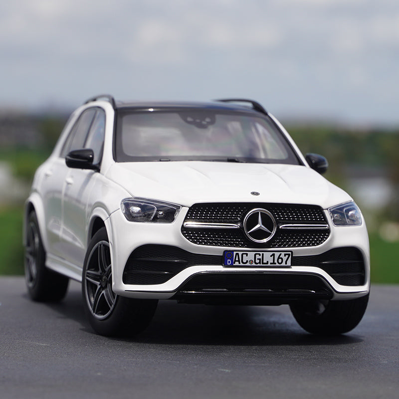 Original factory 1:18 Norev Benz GLE diecast SUV car model 2019 alloy simulation car model for gift, toy